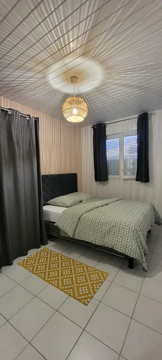 Cayenne Chic 5 — 2