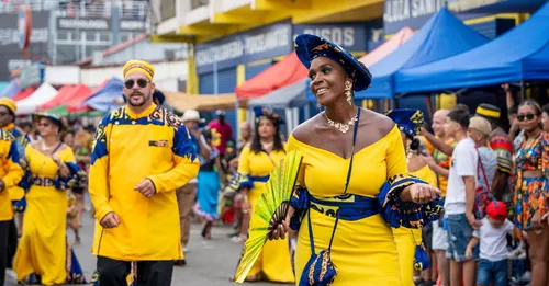 Carnaval de Guadeloupe 2027 : louer un logement a Basse-Terre