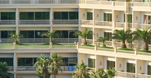 Charges de copropriete et entretien d'un meuble en Guyane : le vrai cout