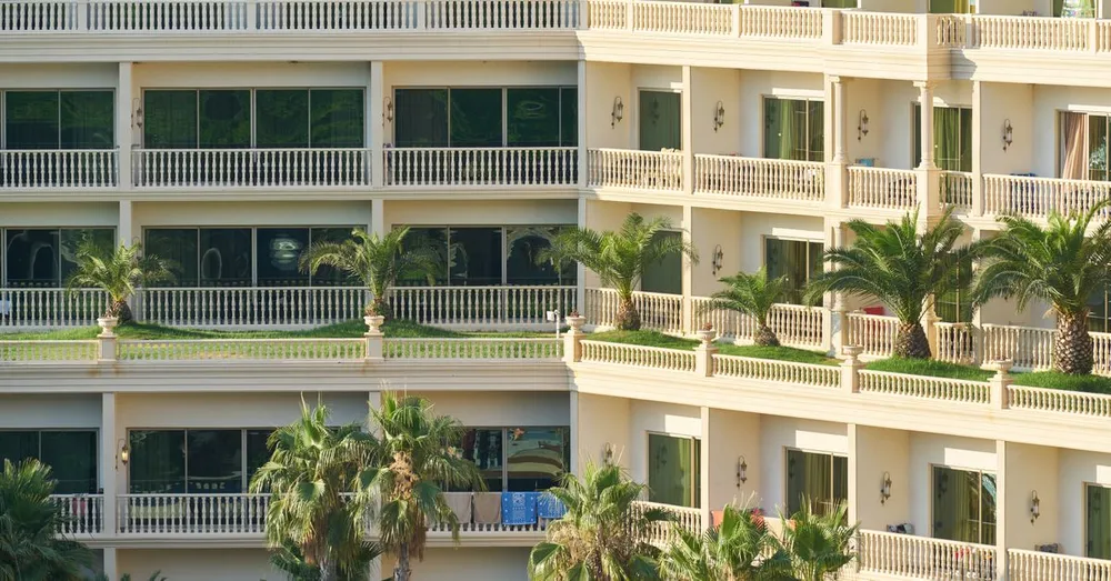 Charges de copropriete et entretien d'un meuble en Guyane : le vrai cout