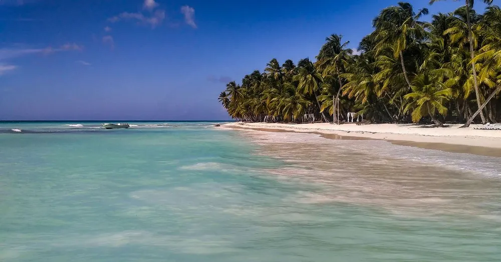 Playa du Souffleur en Port-Louis: el auténtico espíritu de Grande-Terre